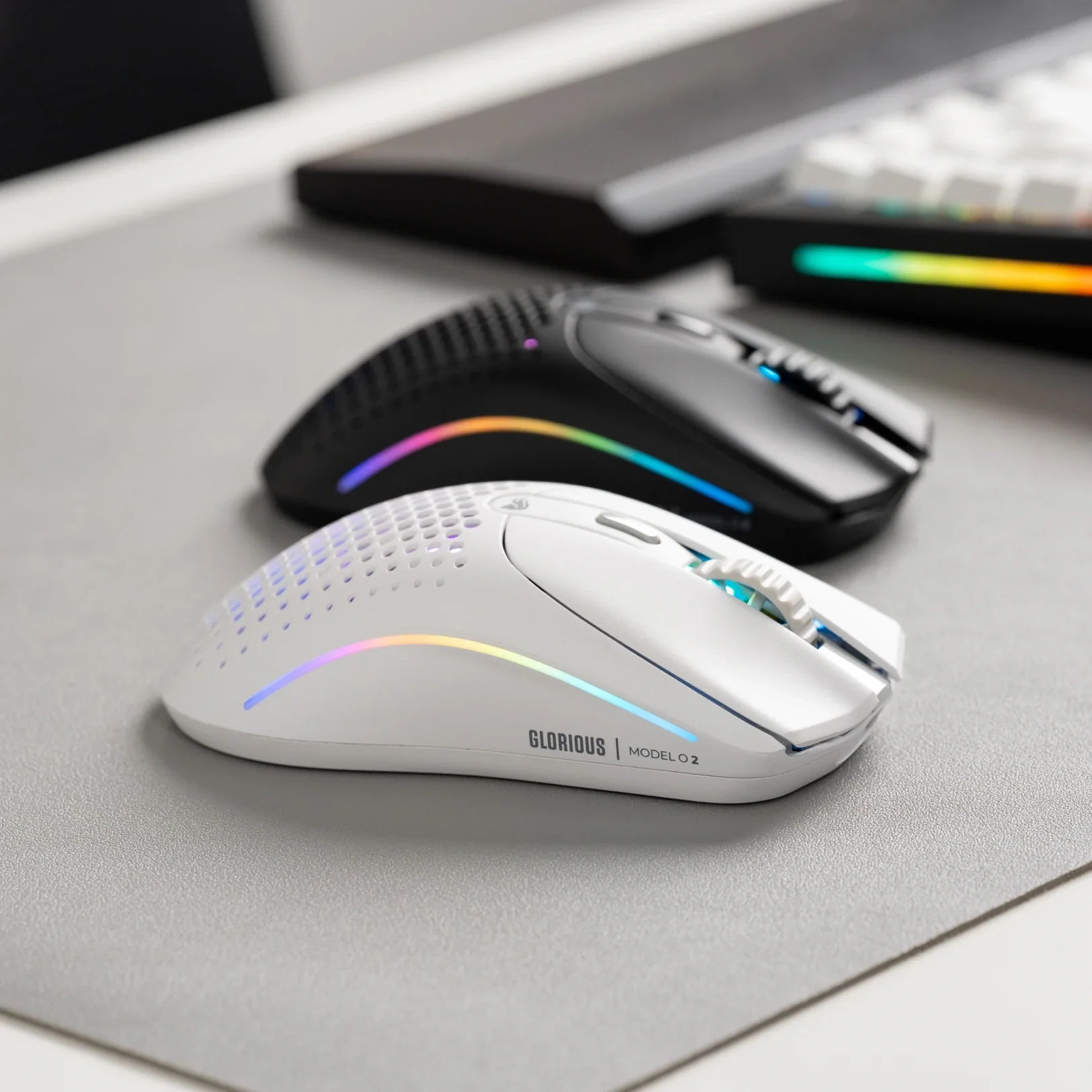 Model O 2 Wireless Mouse - Image 3